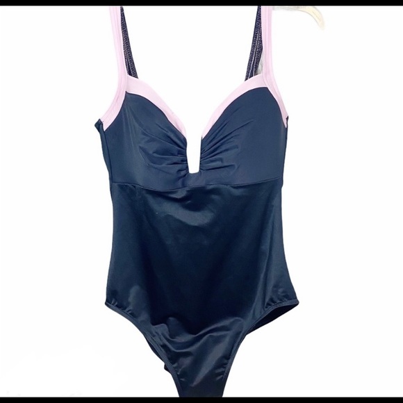 Miraclesuit Black Pink Trim One Piece Sz 14 (BN) - Picture 1 of 8